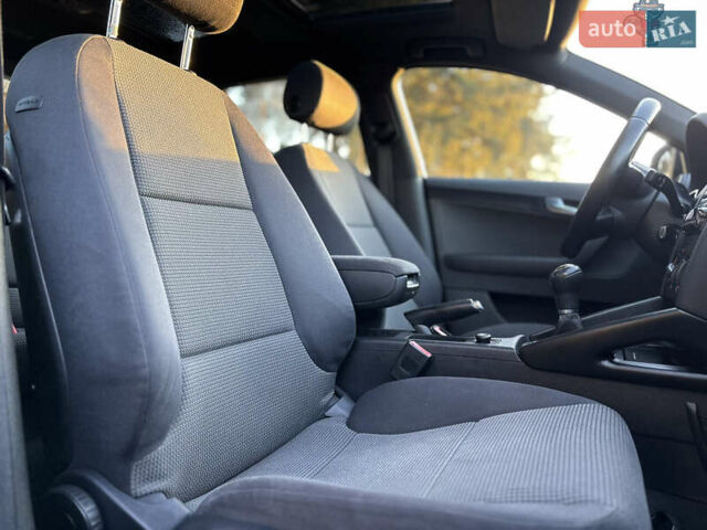 Серый Ауди А3, объемом двигателя 1.6 л и пробегом 268 тыс. км за 5500 $, фото 12 на Automoto.ua