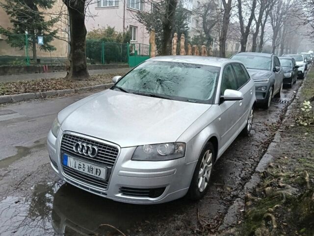 Серый Ауди А3, объемом двигателя 1.6 л и пробегом 220 тыс. км за 5999 $, фото 3 на Automoto.ua