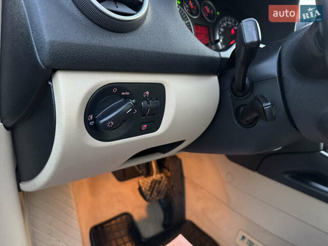 Сірий Ауді А3, об'ємом двигуна 2 л та пробігом 210 тис. км за 7650 $, фото 36 на Automoto.ua