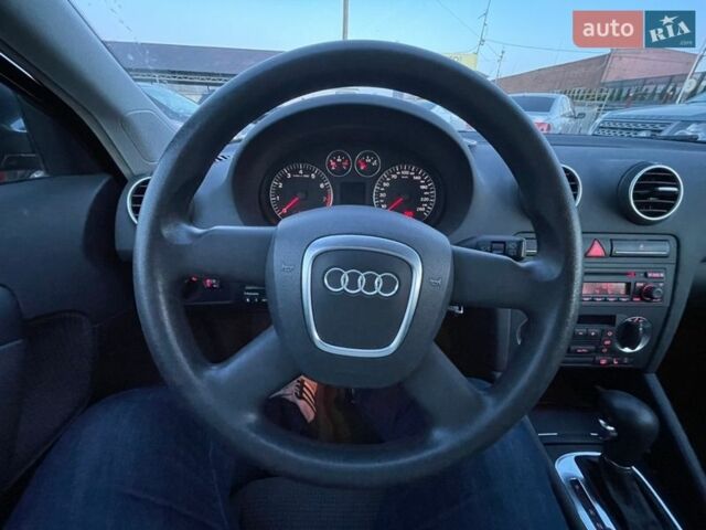 Сірий Ауді А3, об'ємом двигуна 1.6 л та пробігом 198 тис. км за 7250 $, фото 22 на Automoto.ua