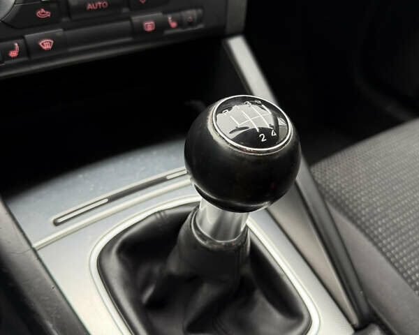 Серый Ауди А3, объемом двигателя 1.6 л и пробегом 232 тыс. км за 6850 $, фото 48 на Automoto.ua