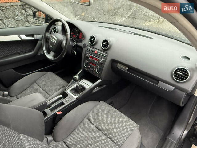 Сірий Ауді А3, об'ємом двигуна 1.6 л та пробігом 231 тис. км за 6950 $, фото 39 на Automoto.ua
