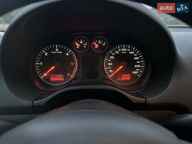 Ауди А3 2007 в Киеве на Automoto.ua Серый Ауди А3, объемом двигателя 1.97 л и пробегом 253 тыс. км за 7000 $, фото 13 на Automoto.ua