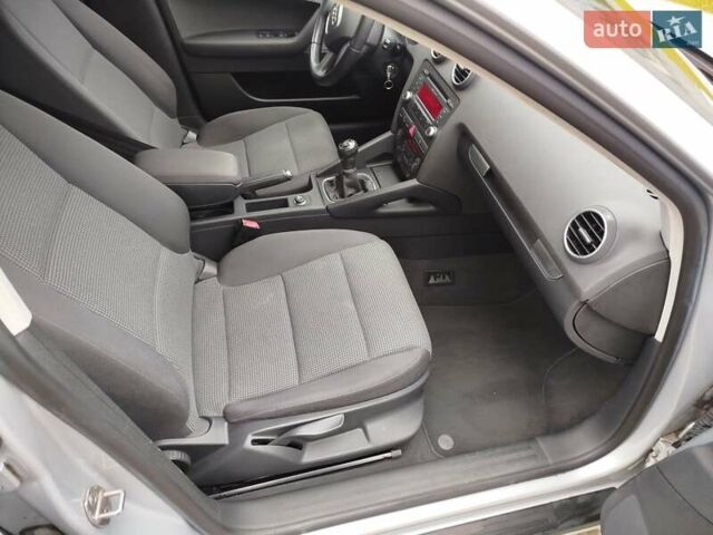 Серый Ауди А3, объемом двигателя 1.4 л и пробегом 200 тыс. км за 6500 $, фото 26 на Automoto.ua