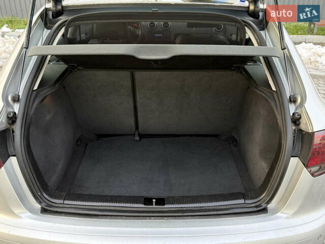 Сірий Ауді А3, об'ємом двигуна 1.6 л та пробігом 203 тис. км за 6890 $, фото 100 на Automoto.ua