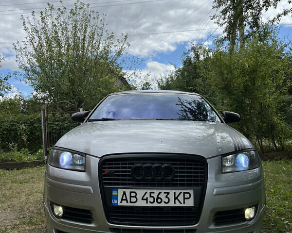 Серый Ауди А3, объемом двигателя 1.8 л и пробегом 218 тыс. км за 8500 $, фото 1 на Automoto.ua