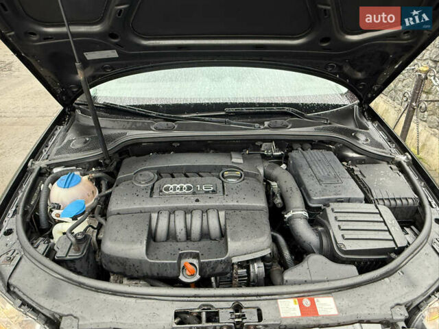 Сірий Ауді А3, об'ємом двигуна 1.6 л та пробігом 231 тис. км за 6950 $, фото 98 на Automoto.ua