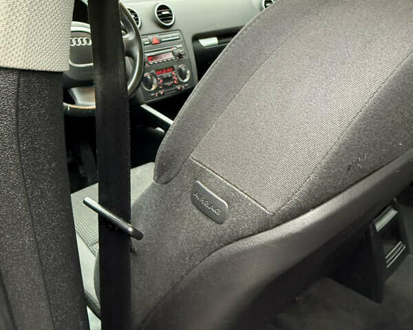 Серый Ауди А3, объемом двигателя 1.6 л и пробегом 232 тыс. км за 6850 $, фото 117 на Automoto.ua