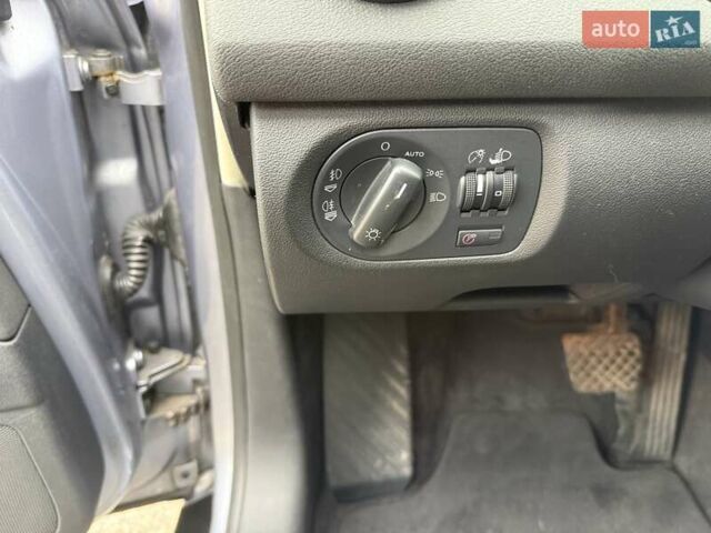 Серый Ауди А3, объемом двигателя 1.6 л и пробегом 168 тыс. км за 8500 $, фото 11 на Automoto.ua