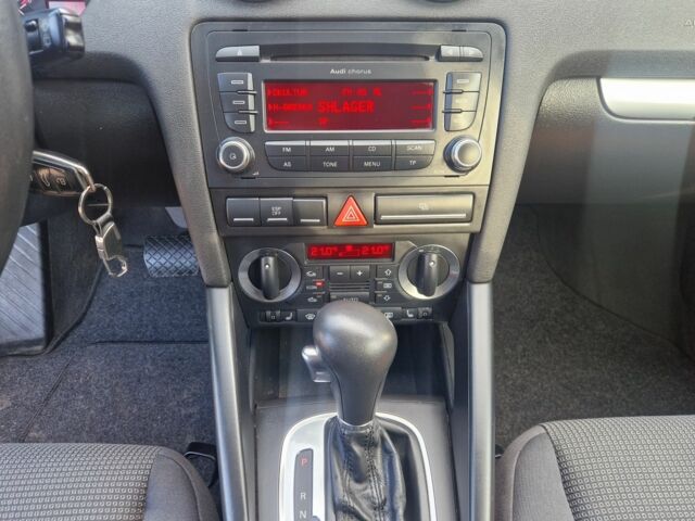 Сірий Ауді А3, об'ємом двигуна 1.6 л та пробігом 167 тис. км за 8400 $, фото 16 на Automoto.ua