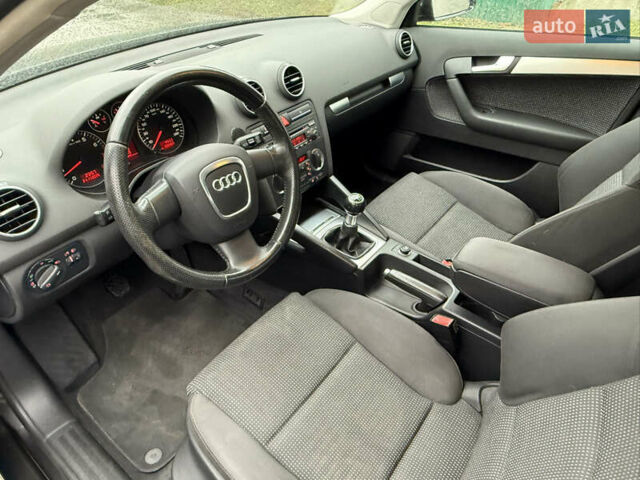 Сірий Ауді А3, об'ємом двигуна 1.6 л та пробігом 231 тис. км за 6950 $, фото 52 на Automoto.ua