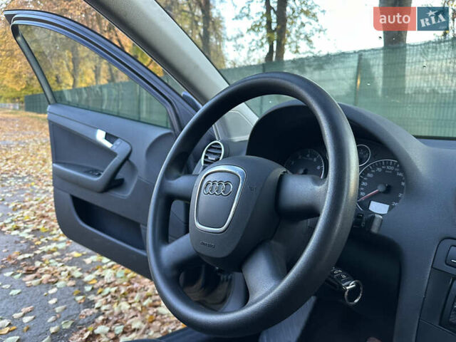 Ауди А3 2007 в Тернополе на Automoto.ua Серый Ауди А3, объемом двигателя 1.6 л и пробегом 203 тыс. км за 7499 $, фото 51 на Automoto.ua