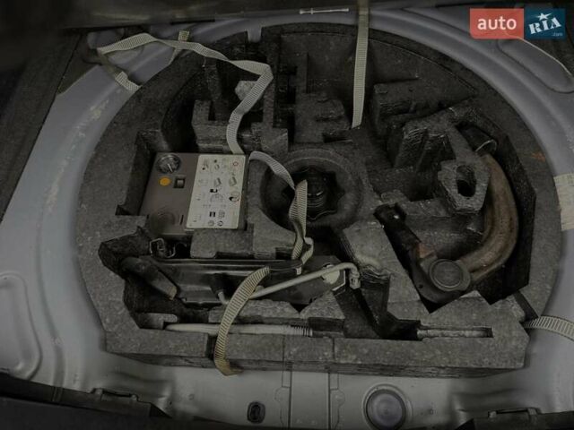 Серый Ауди А3, объемом двигателя 1.6 л и пробегом 168 тыс. км за 8500 $, фото 25 на Automoto.ua