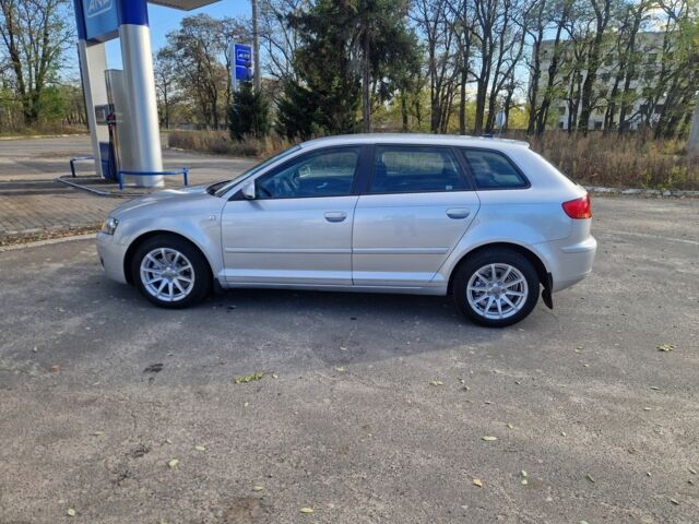 Сірий Ауді А3, об'ємом двигуна 1.6 л та пробігом 167 тис. км за 8400 $, фото 2 на Automoto.ua