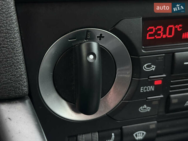 Сірий Ауді А3, об'ємом двигуна 1.6 л та пробігом 203 тис. км за 6890 $, фото 88 на Automoto.ua