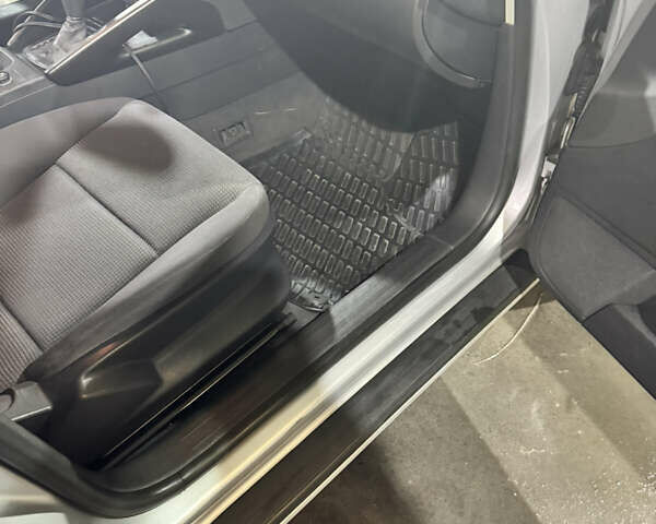 Серый Ауди А3, объемом двигателя 1.6 л и пробегом 226 тыс. км за 7500 $, фото 22 на Automoto.ua