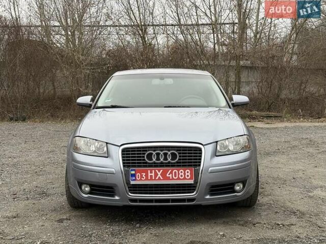 Серый Ауди А3, объемом двигателя 1.6 л и пробегом 168 тыс. км за 8500 $, фото 9 на Automoto.ua