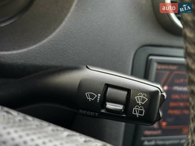 Сірий Ауді А3, об'ємом двигуна 1.6 л та пробігом 203 тис. км за 6890 $, фото 93 на Automoto.ua