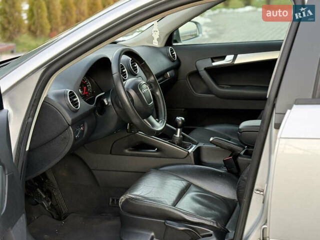 Сірий Ауді А3, об'ємом двигуна 1.6 л та пробігом 203 тис. км за 6890 $, фото 52 на Automoto.ua