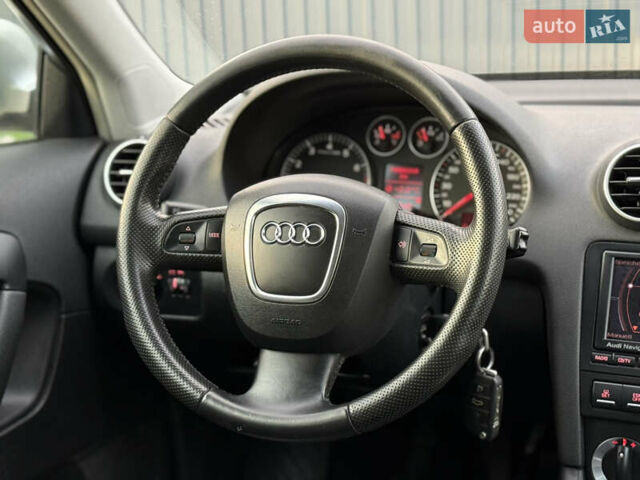 Сірий Ауді А3, об'ємом двигуна 1.6 л та пробігом 203 тис. км за 6890 $, фото 76 на Automoto.ua