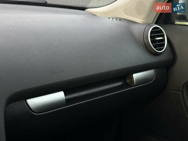 Сірий Ауді А3, об'ємом двигуна 1.6 л та пробігом 203 тис. км за 6890 $, фото 91 на Automoto.ua