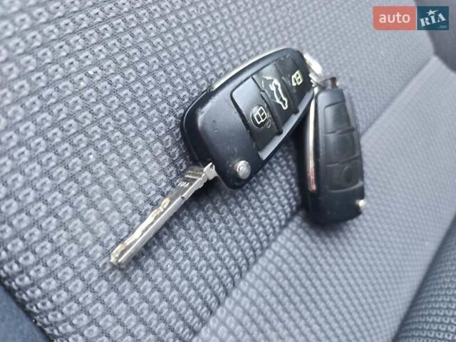 Сірий Ауді А3, об'ємом двигуна 1.6 л та пробігом 218 тис. км за 6299 $, фото 7 на Automoto.ua