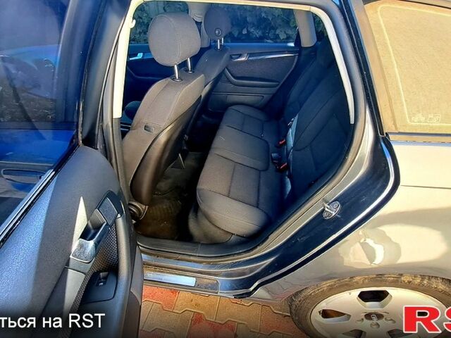 Сірий Ауді А3, об'ємом двигуна 2 л та пробігом 224 тис. км за 7500 $, фото 5 на Automoto.ua