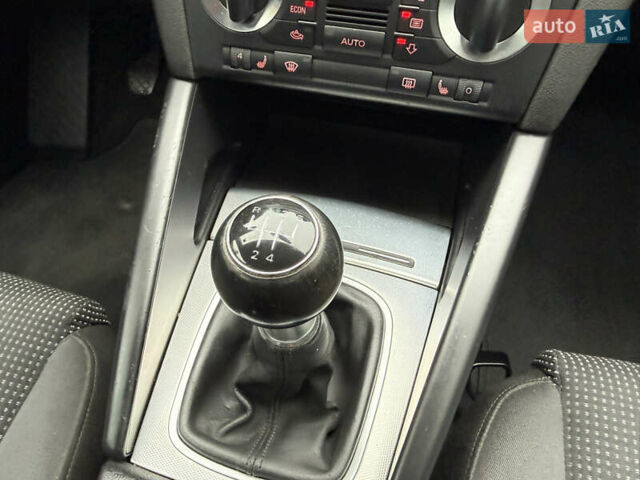 Сірий Ауді А3, об'ємом двигуна 1.6 л та пробігом 231 тис. км за 6950 $, фото 114 на Automoto.ua