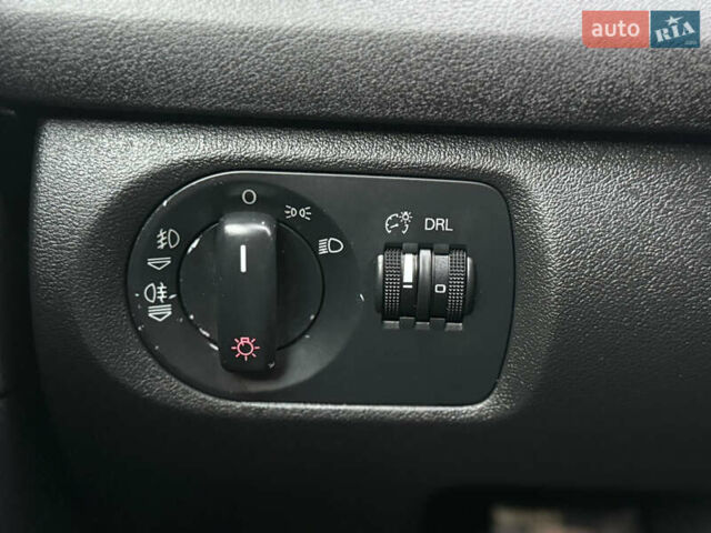 Сірий Ауді А3, об'ємом двигуна 1.6 л та пробігом 203 тис. км за 6890 $, фото 80 на Automoto.ua