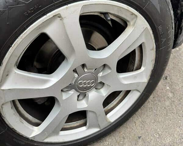 Серый Ауди А3, объемом двигателя 1.6 л и пробегом 226 тыс. км за 7500 $, фото 5 на Automoto.ua