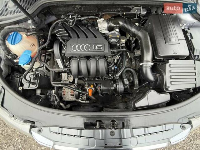 Серый Ауди А3, объемом двигателя 1.6 л и пробегом 168 тыс. км за 8500 $, фото 28 на Automoto.ua