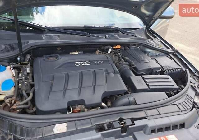 Ауді А3 2008 у Самборе на Automoto.ua Сірий Ауді А3, об'ємом двигуна 1.97 л та пробігом 252 тис. км за 7000 $, фото 6 на Automoto.ua