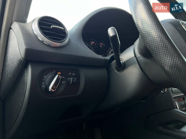 Ауди А3 2008 в Тернополе на Automoto.ua Серый Ауди А3, объемом двигателя 1.39 л и пробегом 197 тыс. км за 7000 $, фото 21 на Automoto.ua
