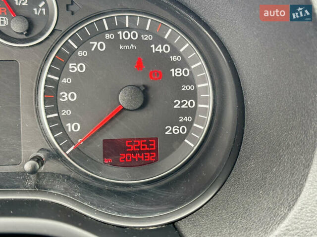 Ауді А3 2008 у Вінниці на Automoto.ua Сірий Ауді А3, об'ємом двигуна 1.6 л та пробігом 204 тис. км за 7999 $, фото 42 на Automoto.ua