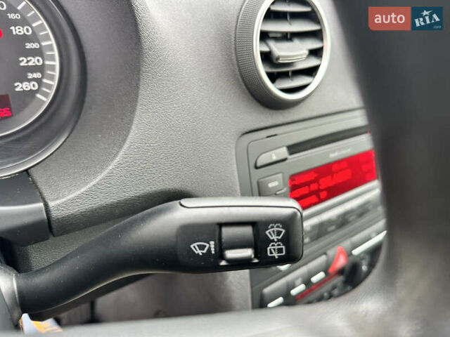 Ауді А3 2008 у Вінниці на Automoto.ua Сірий Ауді А3, об'ємом двигуна 1.6 л та пробігом 204 тис. км за 7999 $, фото 41 на Automoto.ua