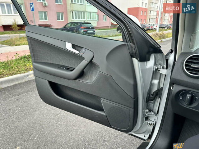 Ауді А3 2008 у Вінниці на Automoto.ua Сірий Ауді А3, об'ємом двигуна 1.6 л та пробігом 204 тис. км за 7999 $, фото 38 на Automoto.ua