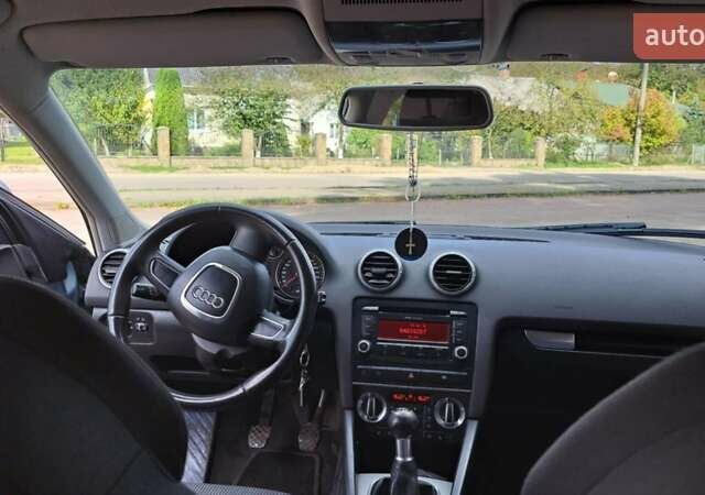 Ауді А3 2008 у Самборе на Automoto.ua Сірий Ауді А3, об'ємом двигуна 1.97 л та пробігом 252 тис. км за 7000 $, фото 4 на Automoto.ua