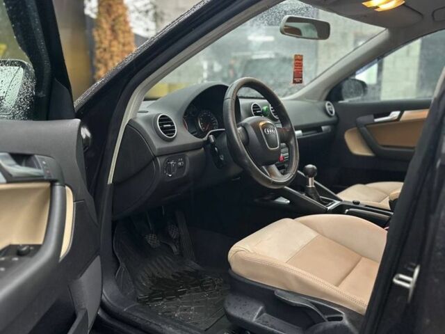 Серый Ауди А3, объемом двигателя 1.4 л и пробегом 266 тыс. км за 6300 $, фото 3 на Automoto.ua