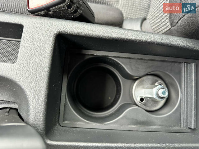 Ауді А3 2008 у Вінниці на Automoto.ua Сірий Ауді А3, об'ємом двигуна 1.6 л та пробігом 204 тис. км за 7999 $, фото 48 на Automoto.ua