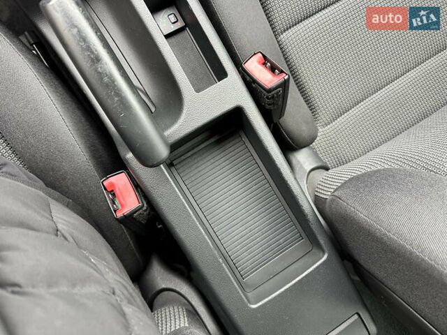 Ауді А3 2008 у Вінниці на Automoto.ua Сірий Ауді А3, об'ємом двигуна 1.6 л та пробігом 204 тис. км за 7999 $, фото 49 на Automoto.ua