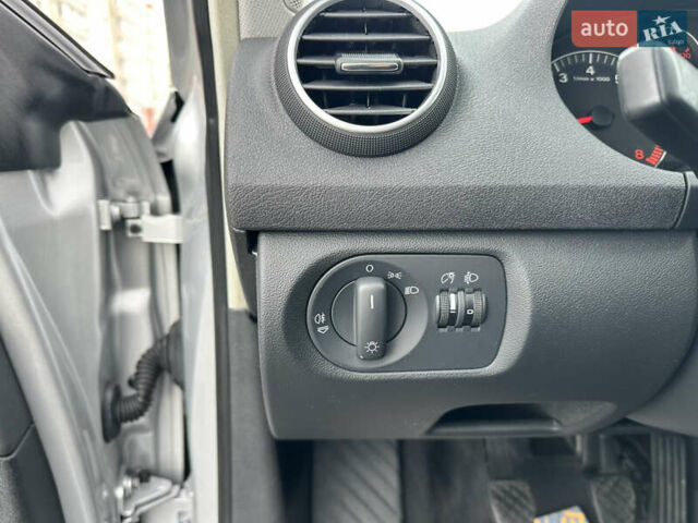 Ауді А3 2008 у Вінниці на Automoto.ua Сірий Ауді А3, об'ємом двигуна 1.6 л та пробігом 204 тис. км за 7999 $, фото 39 на Automoto.ua