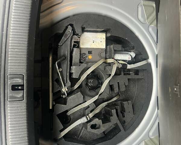 Сірий Ауді А3, об'ємом двигуна 1.8 л та пробігом 216 тис. км за 5800 $, фото 12 на Automoto.ua