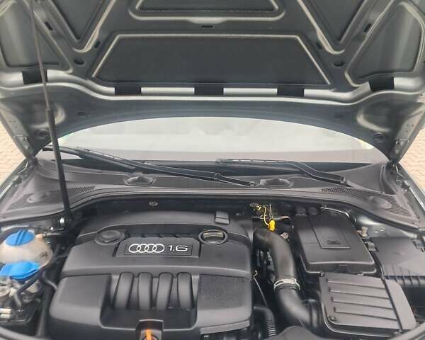 Серый Ауди А3, объемом двигателя 0 л и пробегом 198 тыс. км за 7800 $, фото 5 на Automoto.ua