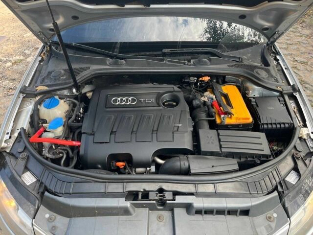 Серый Ауди А3, объемом двигателя 1.6 л и пробегом 256 тыс. км за 5800 $, фото 8 на Automoto.ua