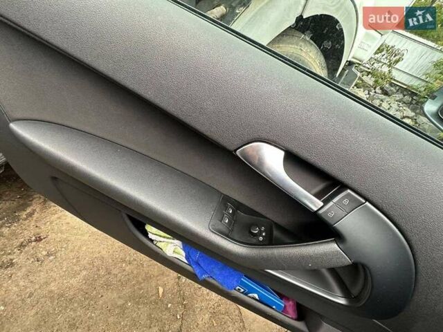 Ауді А3 2009 у Звенигородка на Automoto.ua Сірий Ауді А3, об'ємом двигуна 1.6 л та пробігом 218 тис. км за 7500 $, фото 5 на Automoto.ua