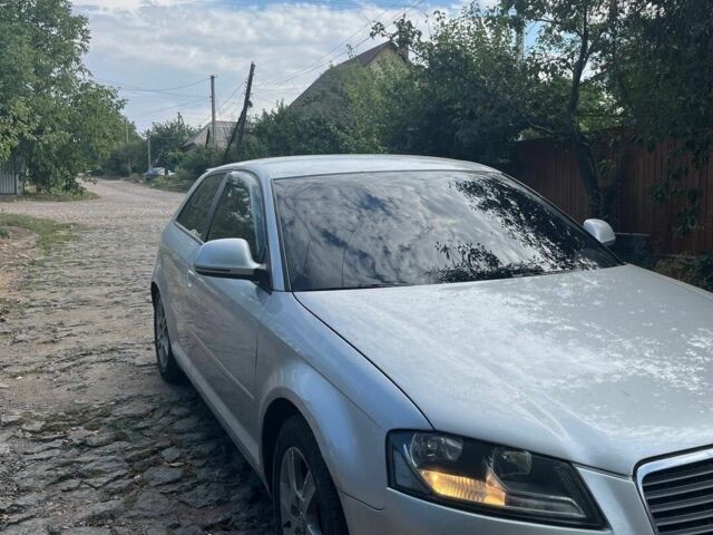 Серый Ауди А3, объемом двигателя 1.6 л и пробегом 256 тыс. км за 5800 $, фото 2 на Automoto.ua