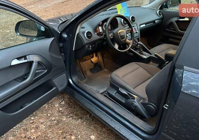 Серый Ауди А3, объемом двигателя 1.6 л и пробегом 284 тыс. км за 7600 $, фото 13 на Automoto.ua