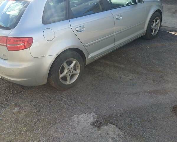 Серый Ауди А3, объемом двигателя 1.6 л и пробегом 197 тыс. км за 8500 $, фото 3 на Automoto.ua