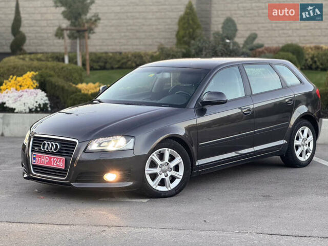 Серый Ауди А3, объемом двигателя 1.98 л и пробегом 220 тыс. км за 8999 $, фото 3 на Automoto.ua