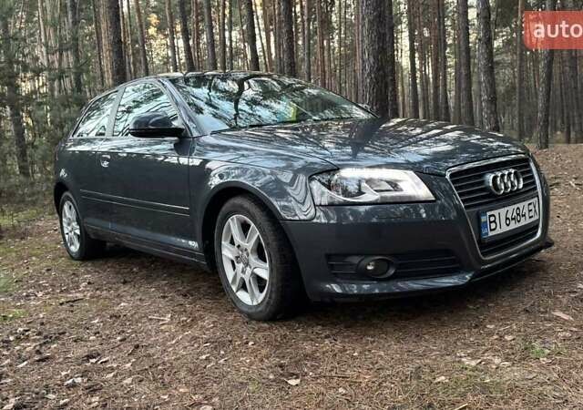 Серый Ауди А3, объемом двигателя 1.6 л и пробегом 284 тыс. км за 7600 $, фото 7 на Automoto.ua